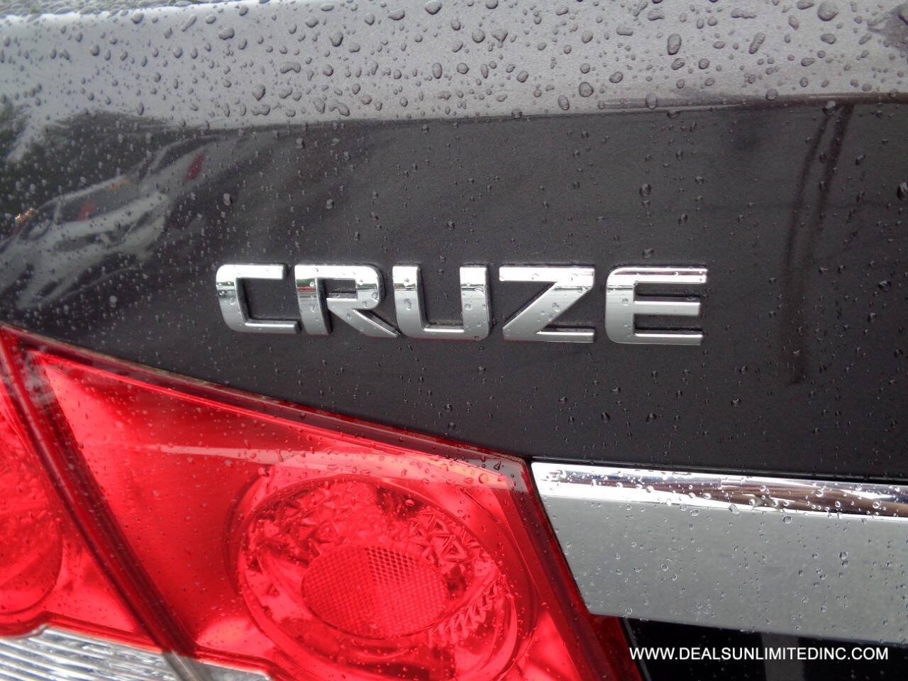 Used 2016 Chevrolet Cruze LT FWD image 5