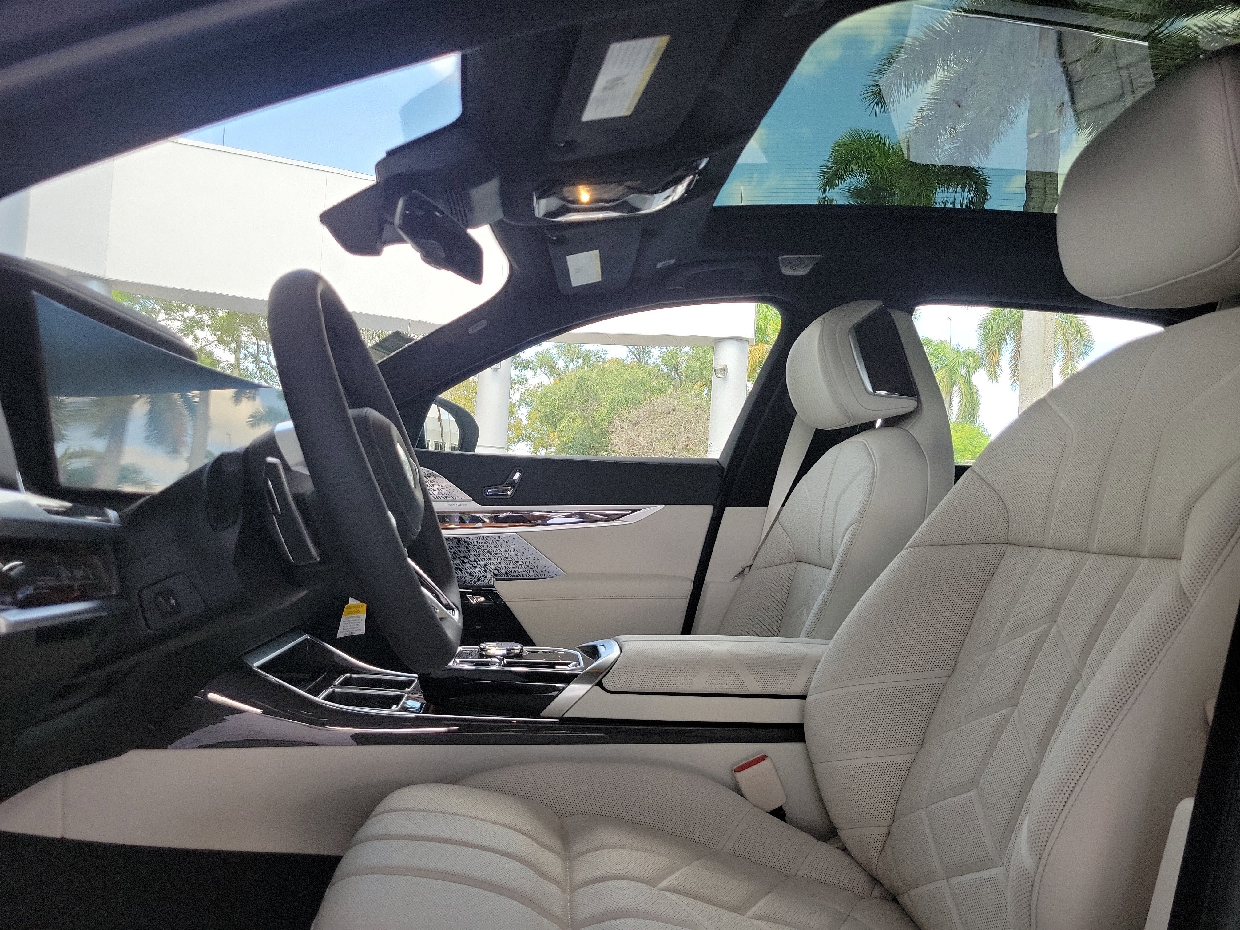 New 2026 BMW 760i xDrive AWD/4WD image 21