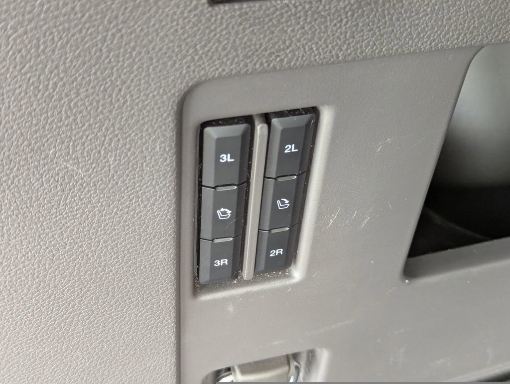 Used 2020 Ford Expedition Max Limited w/ Equipment Group 302A AWD/4WD image 10