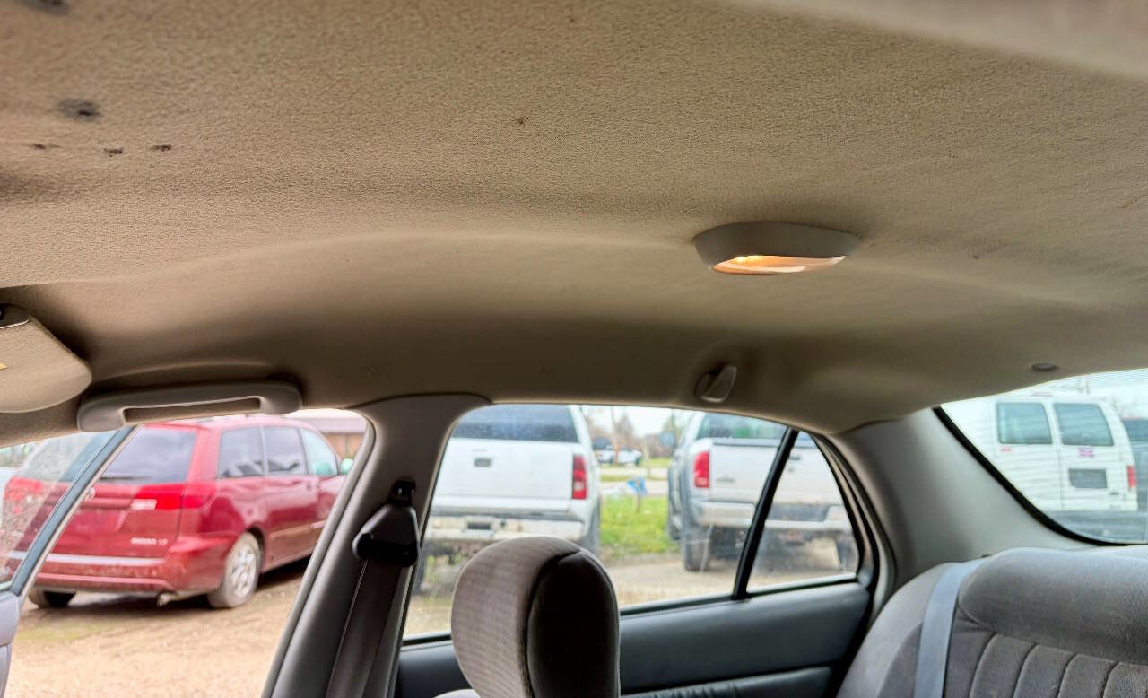 Used 2003 Buick Century Custom image 17