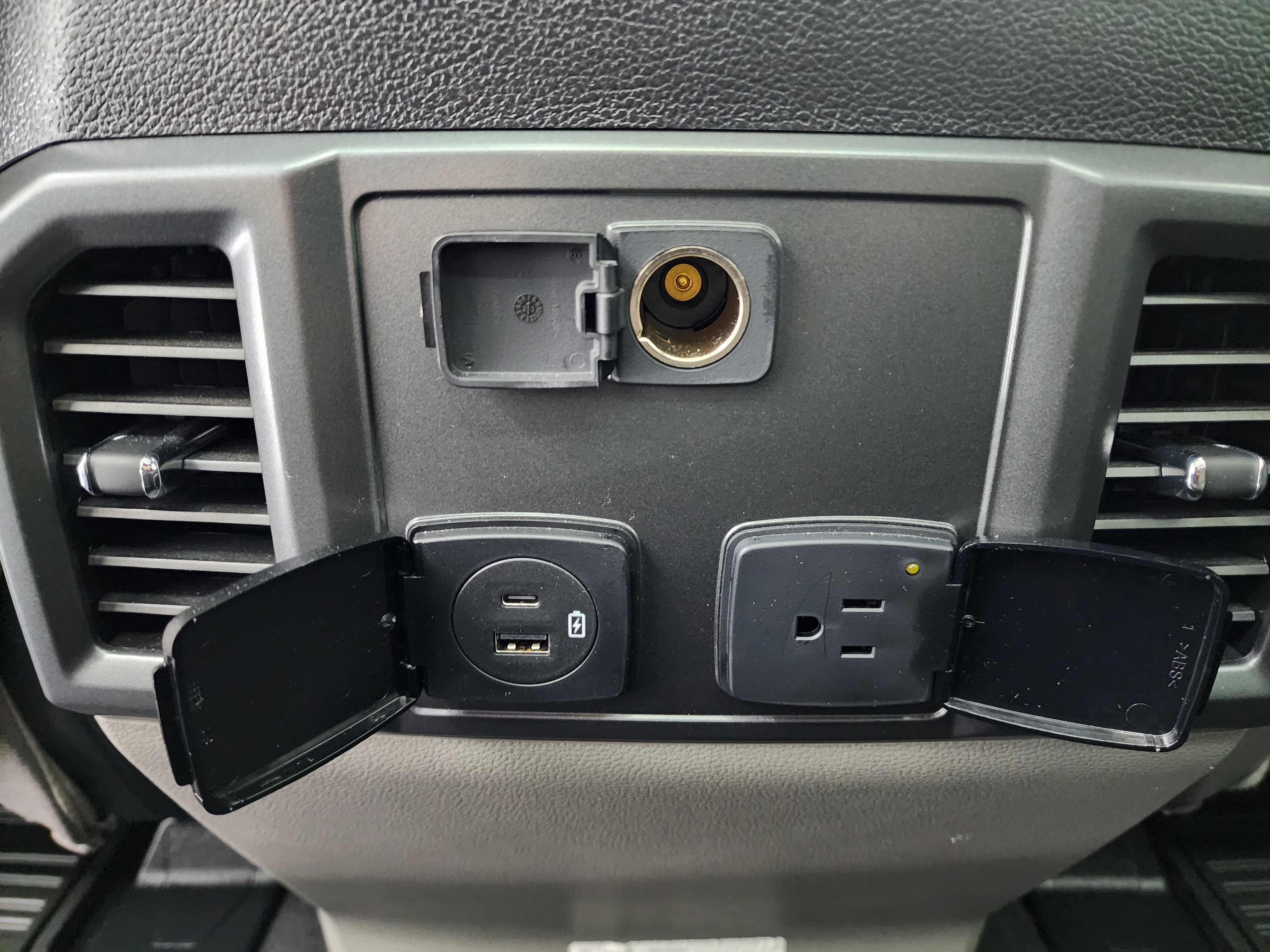 Used 2021 Ford F250 XLT w/ XLT Premium Package image 42