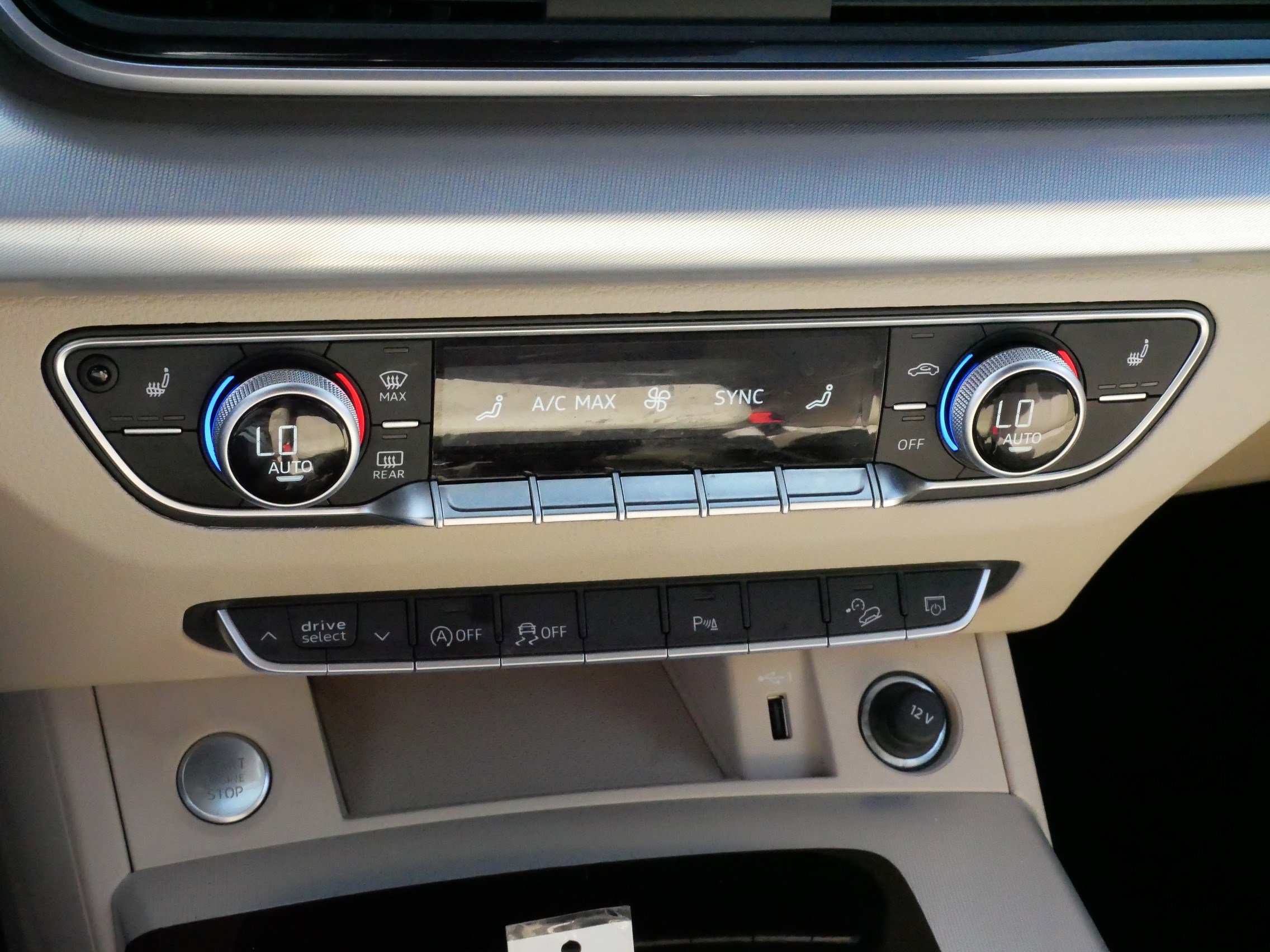 Used 2025 Audi Q5 2.0T Premium w/ Convenience Plus Package image 23