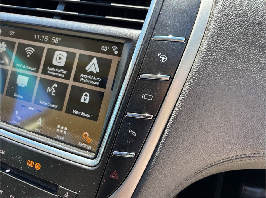 Used 2018 Lincoln MKX Reserve w/ Driver Assistance Package image 38