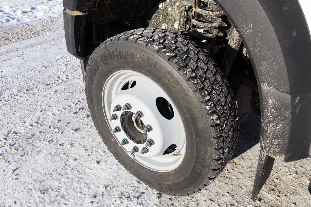 New 2024 Ford F550 4x4 Regular Cab Super Duty image 22