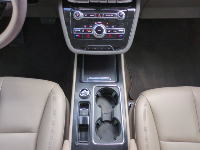 Used 2021 Lincoln Corsair FWD w/ Equipment Group 101A image 15