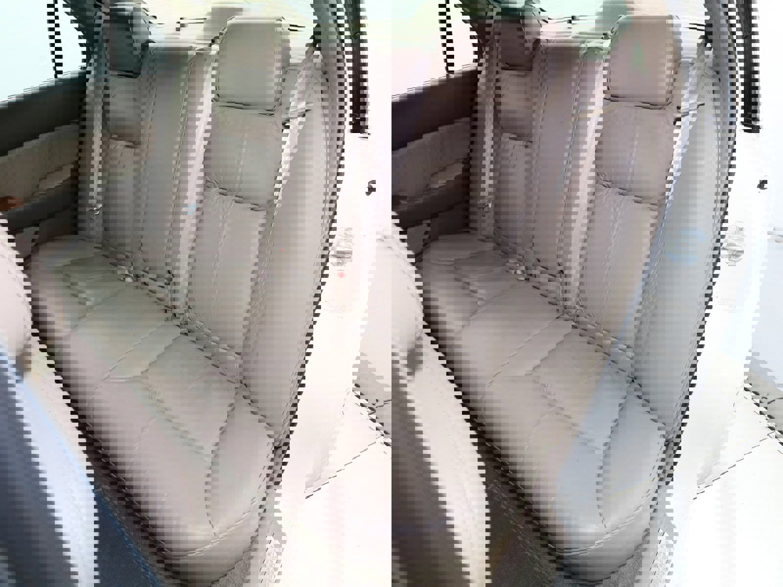 Used 2004 Acura RL w/Navigation System image 19