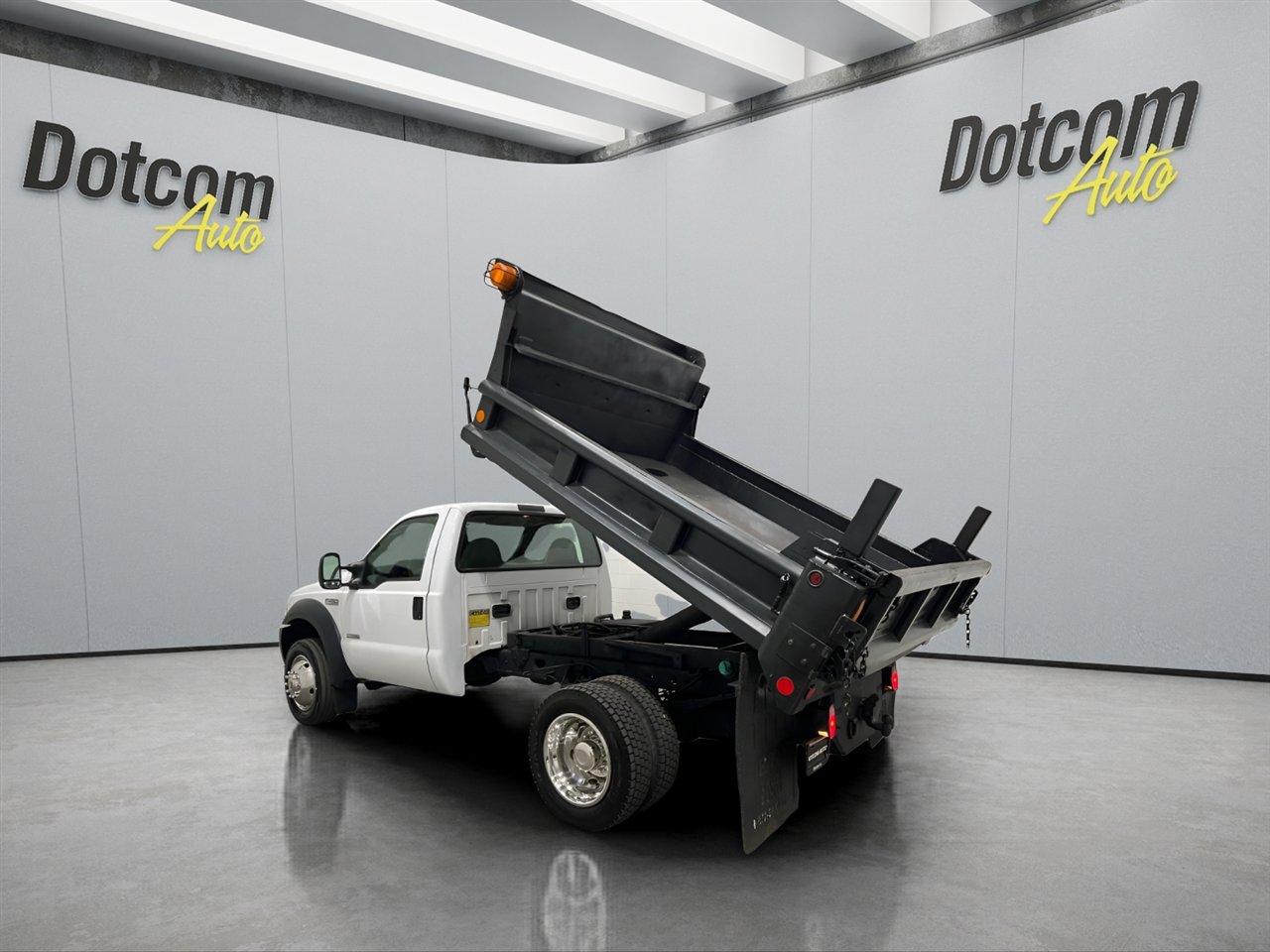 Used 2007 Ford F450 2WD Regular Cab Super Duty image 39