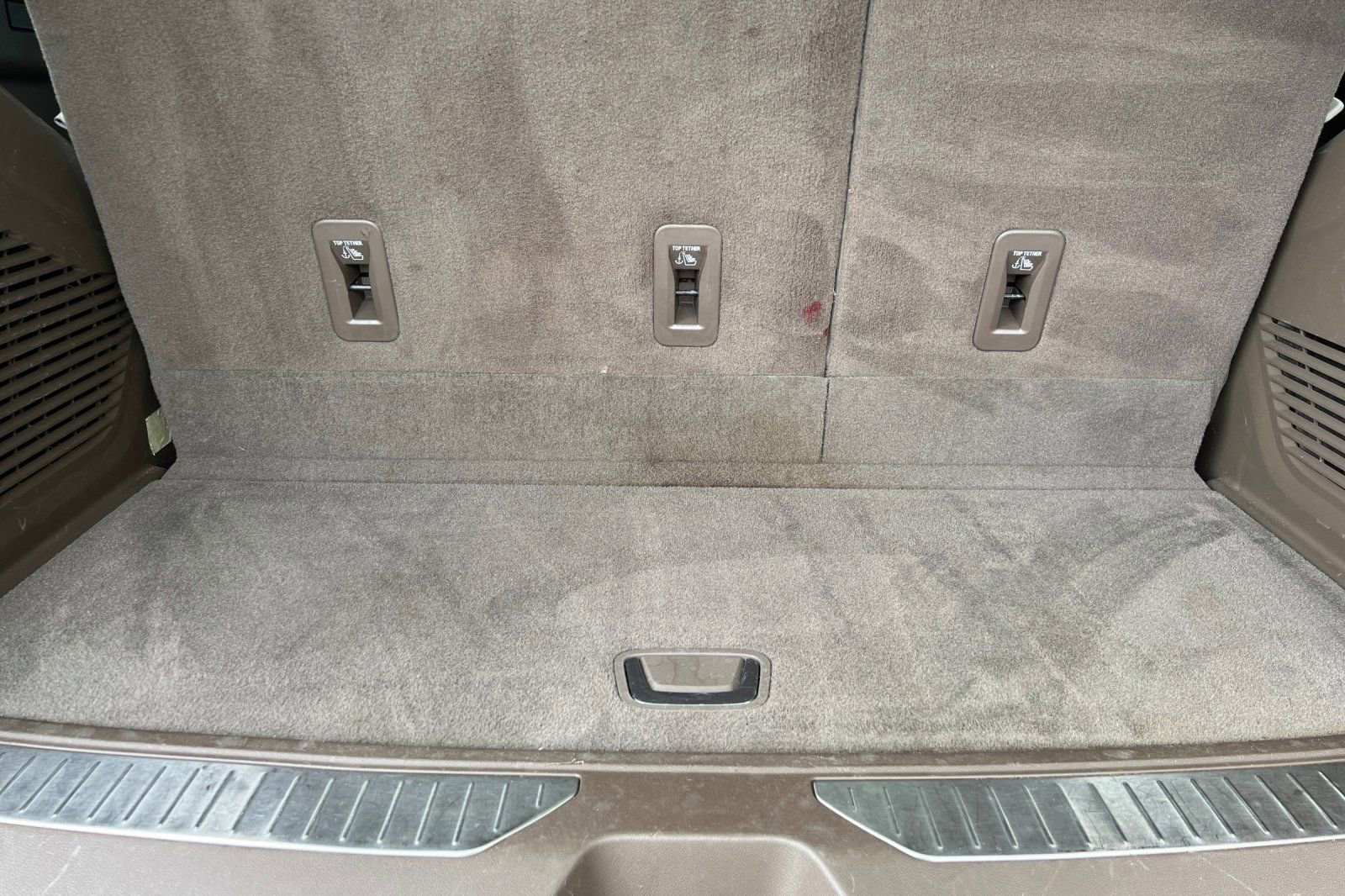 Used 2021 GMC Yukon Denali w/ Denali Premium Package image 16