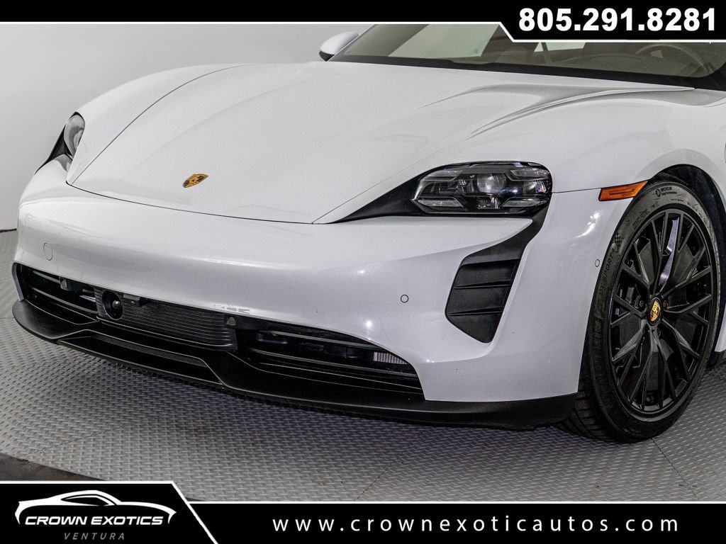 Used 2024 Porsche Taycan GTS image 24