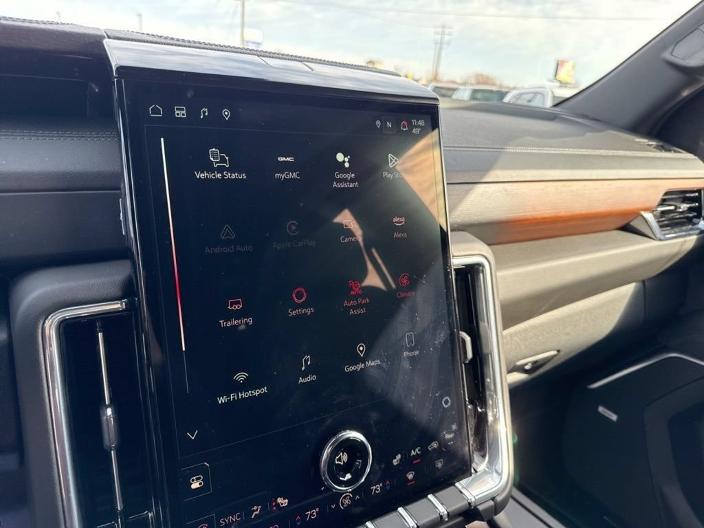 Used 2025 GMC Yukon XL Denali AWD/4WD image 39