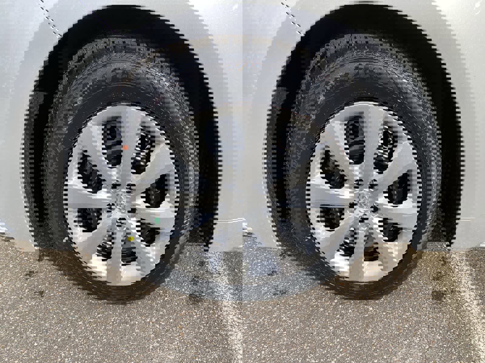 Used 2025 Toyota Corolla LE image 15