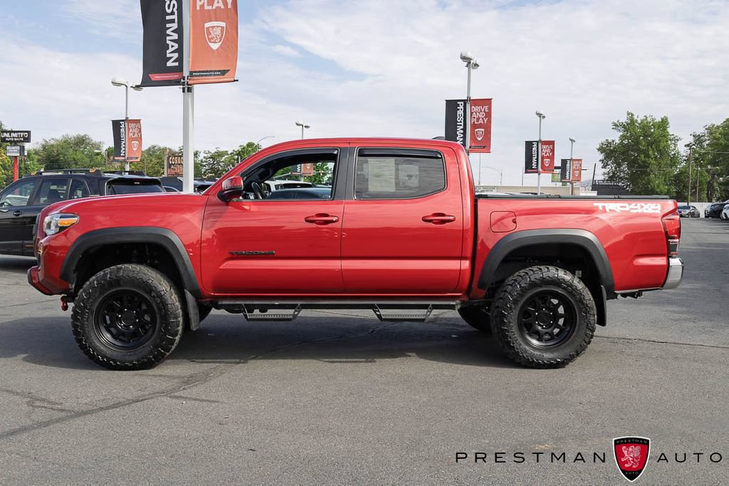 Used 2019 Toyota Tacoma TRD Off-Road AWD/4WD image 16