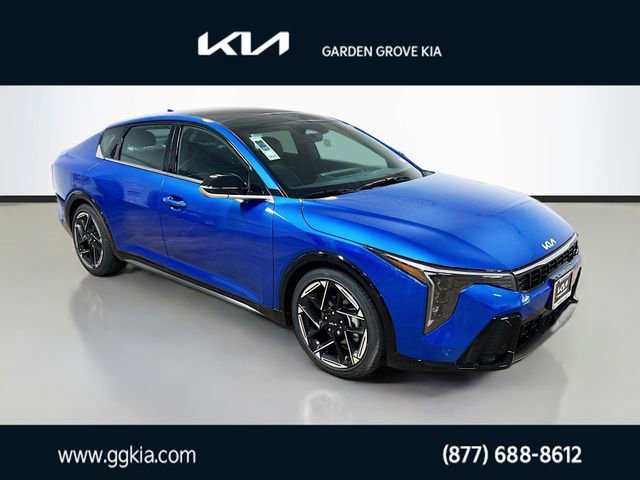 New 2025 Kia K4 GT-Line w/ GT-Line Sunroof Package image 1