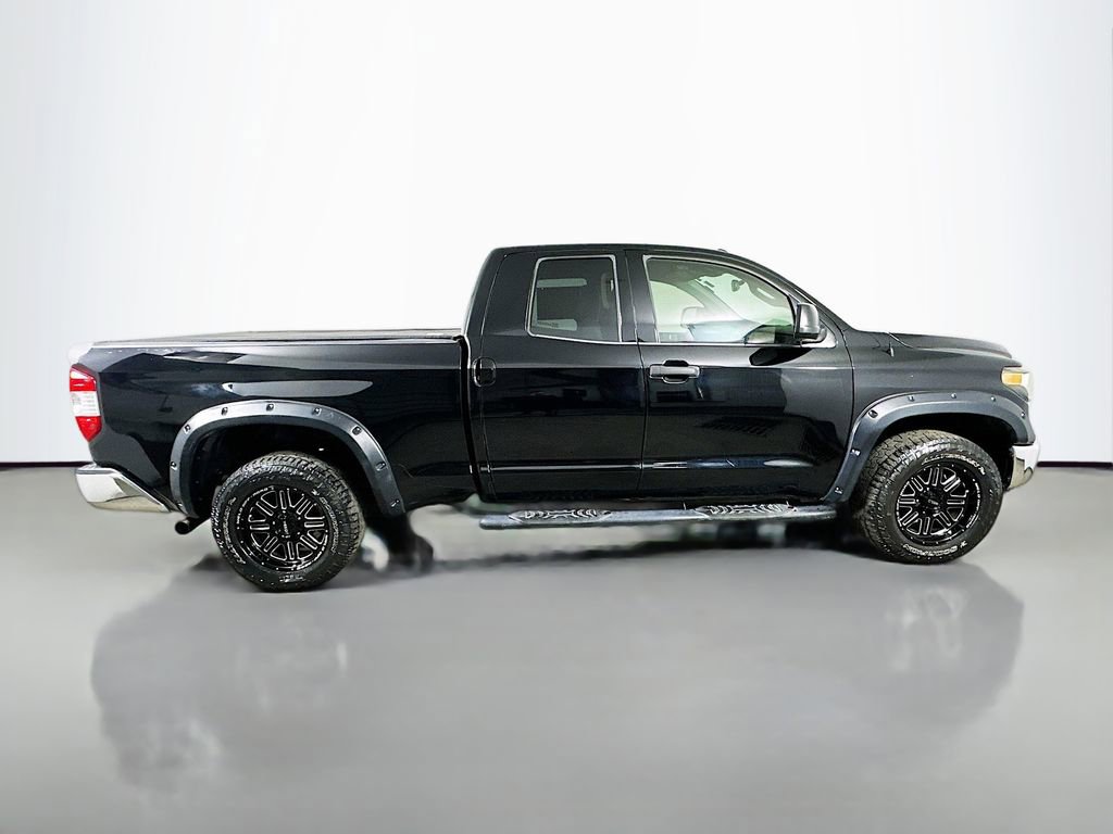 Used 2017 Toyota Tundra SR5 image 7