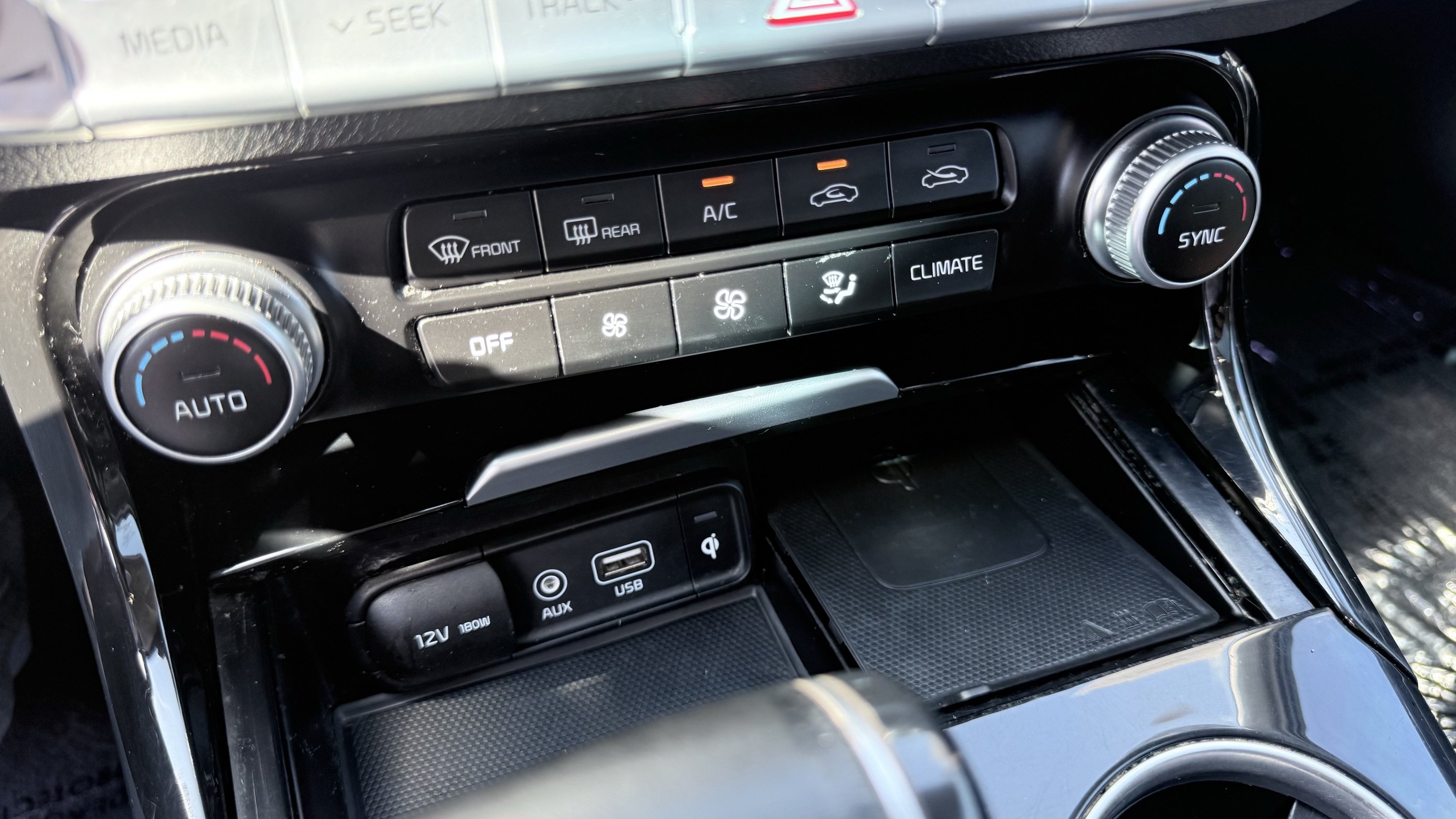 Used 2019 Kia Stinger Premium RWD image 60