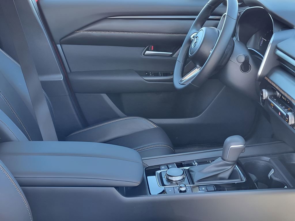 Used 2025 MAZDA CX-50 AWD 2.5 Hybrid w/ Premium Pkg image 30