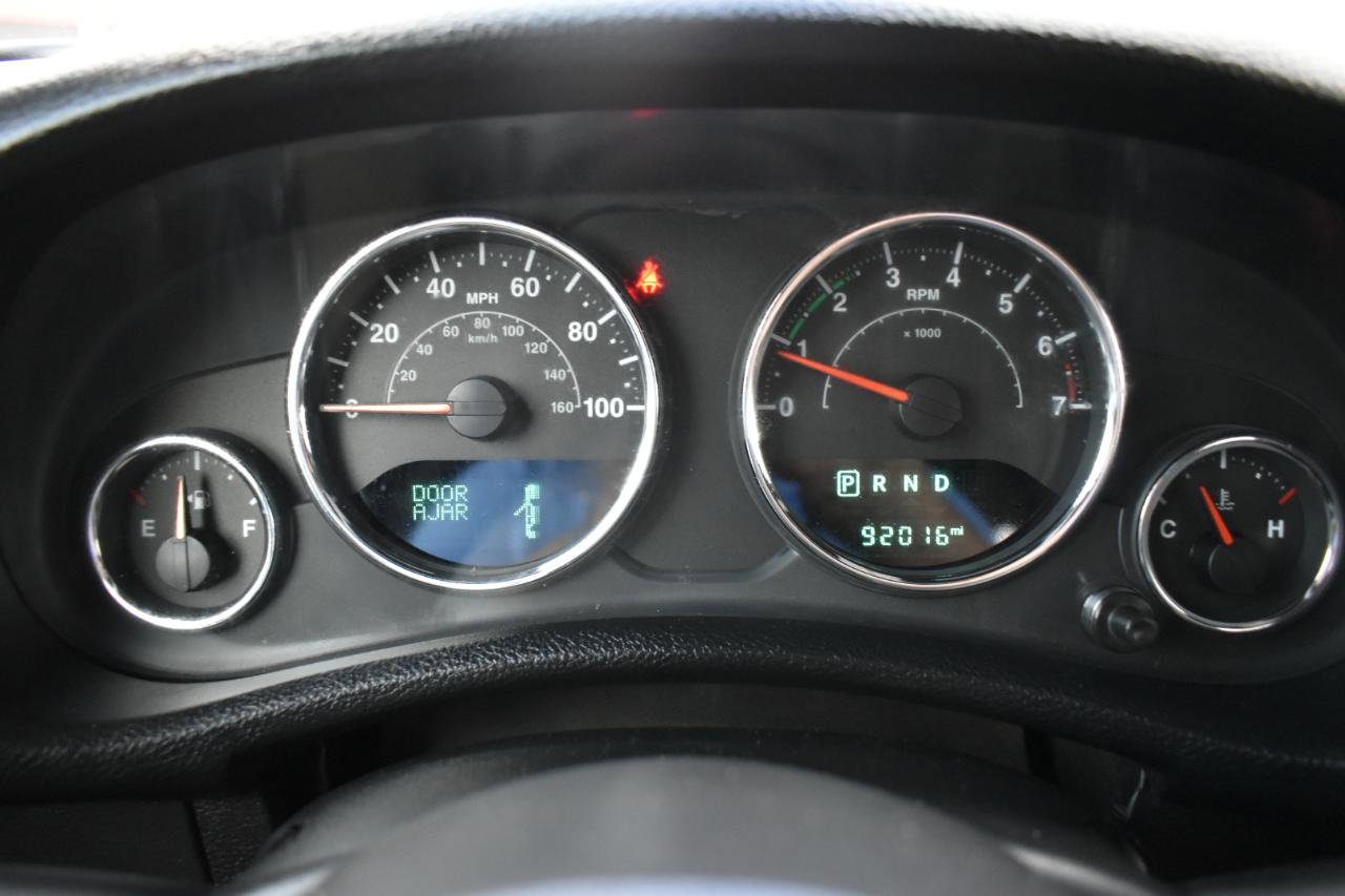 Used 2018 Jeep Wrangler Unlimited Sport S AWD/4WD image 17