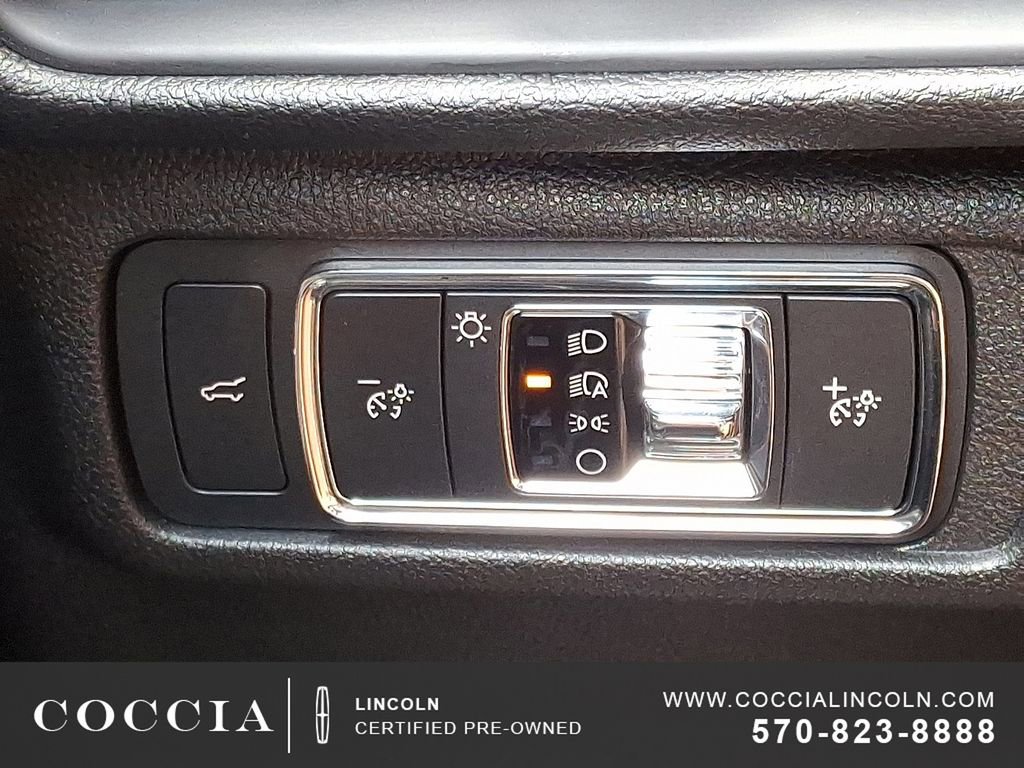 Used 2022 Lincoln Corsair AWD w/ Equipment Group 101A image 26