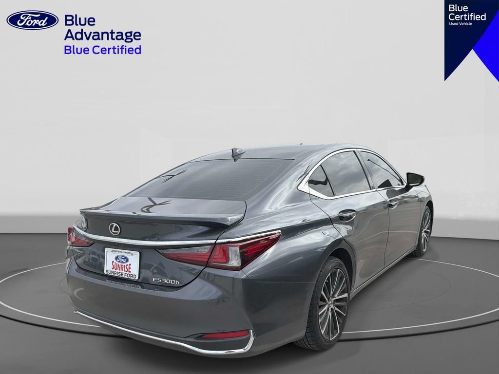 Used 2023 Lexus ES 300h w/ Premium Package FWD image 5
