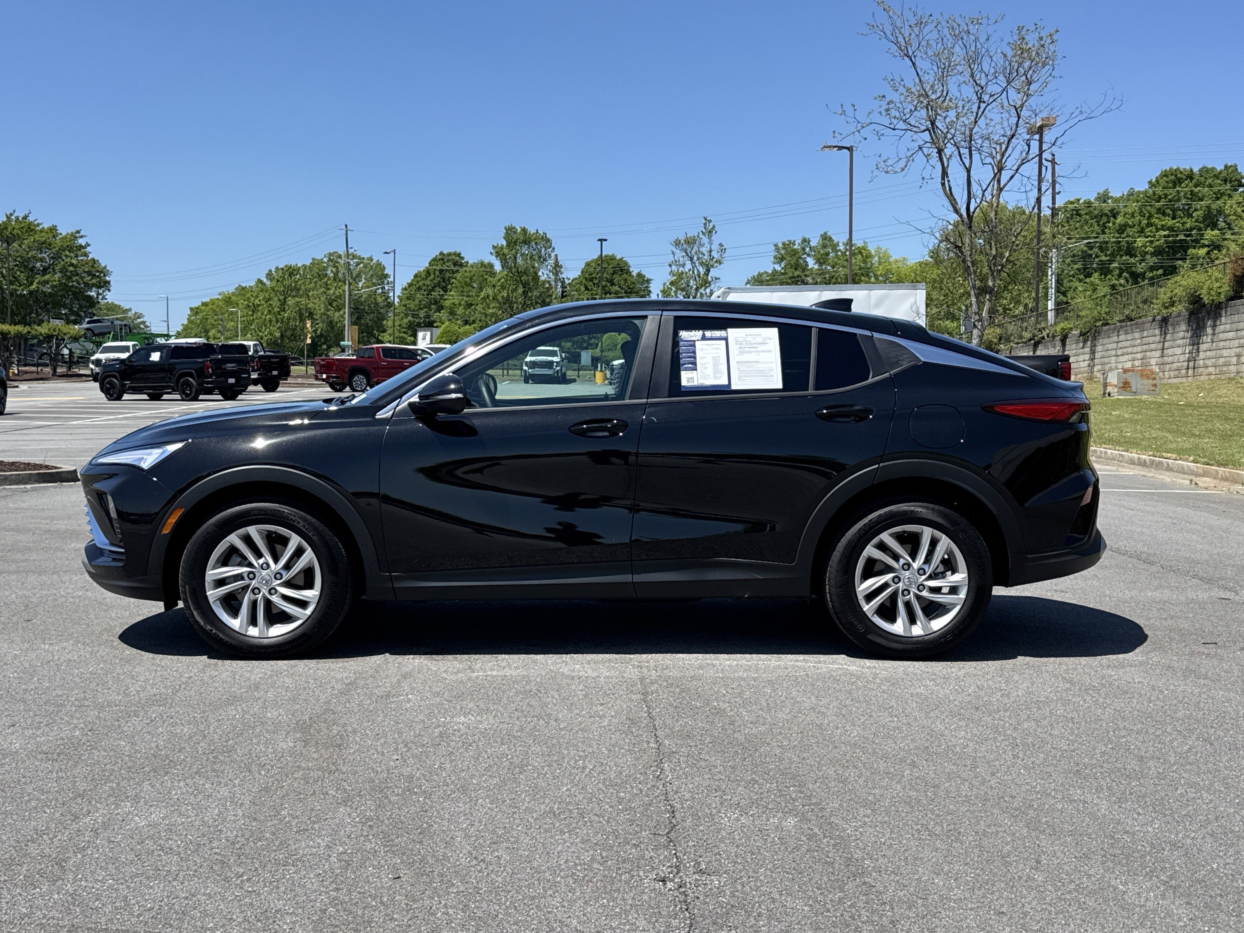 Used 2025 Buick Envista Preferred w/ Convenience I Package image 7