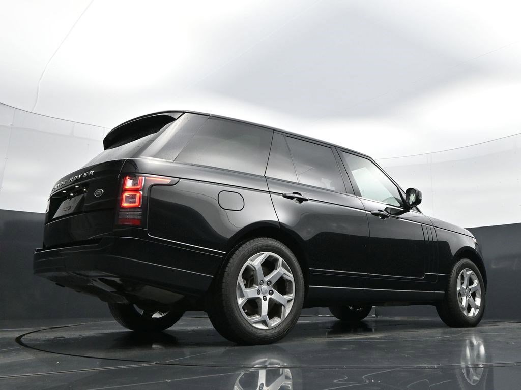 Used 2016 Land Rover Range Rover Supercharged AWD/4WD image 26