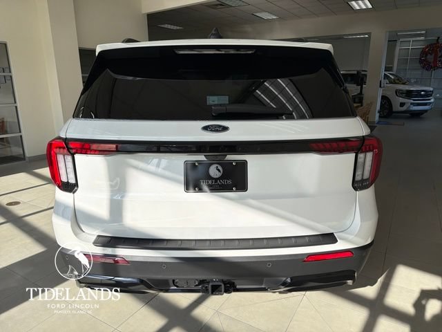 New 2026 Ford Explorer ST-Line w/ ST-Line Street Pack RWD image 7