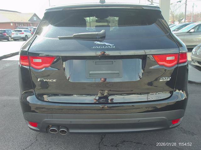 Used 2018 Jaguar F-PACE Premium AWD/4WD image 4