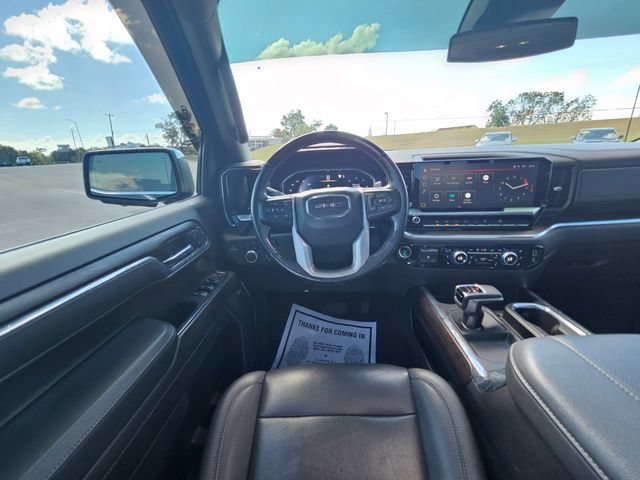 Used 2023 GMC Sierra 1500 SLT w/ SLT Premium Plus Package AWD/4WD image 13