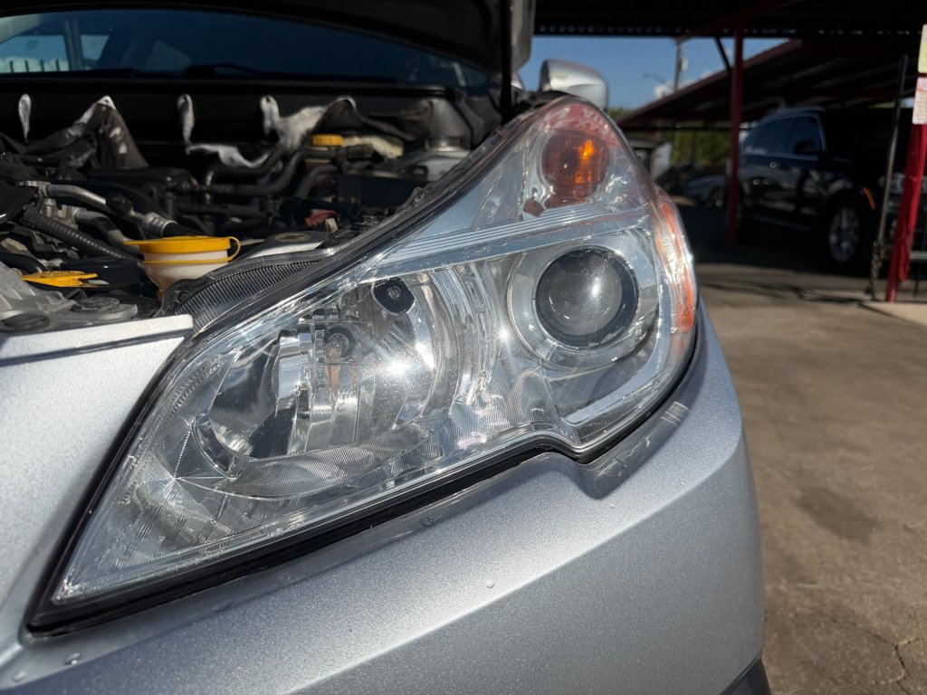 Used 2013 Subaru Outback 2.5i Premium w/ All-Weather Pkg AWD/4WD image 3