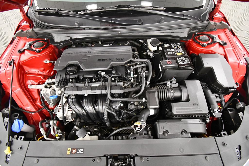 Certified 2025 Kia K4 EX w/ GT-Line Sunroof Package FWD image 9