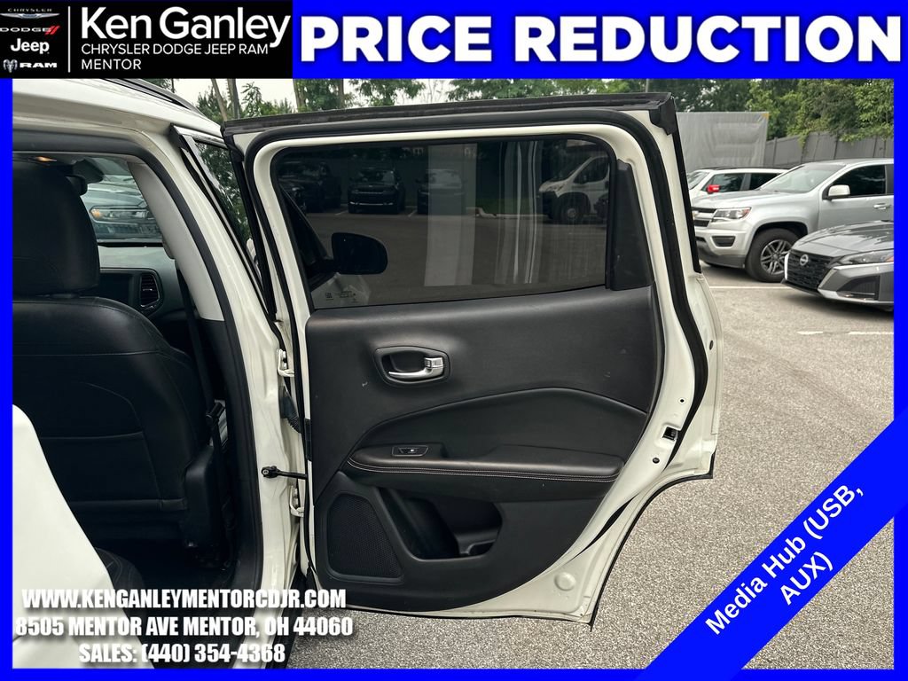 Used 2020 Jeep Compass Latitude w/ Cold Weather Group AWD/4WD image 21