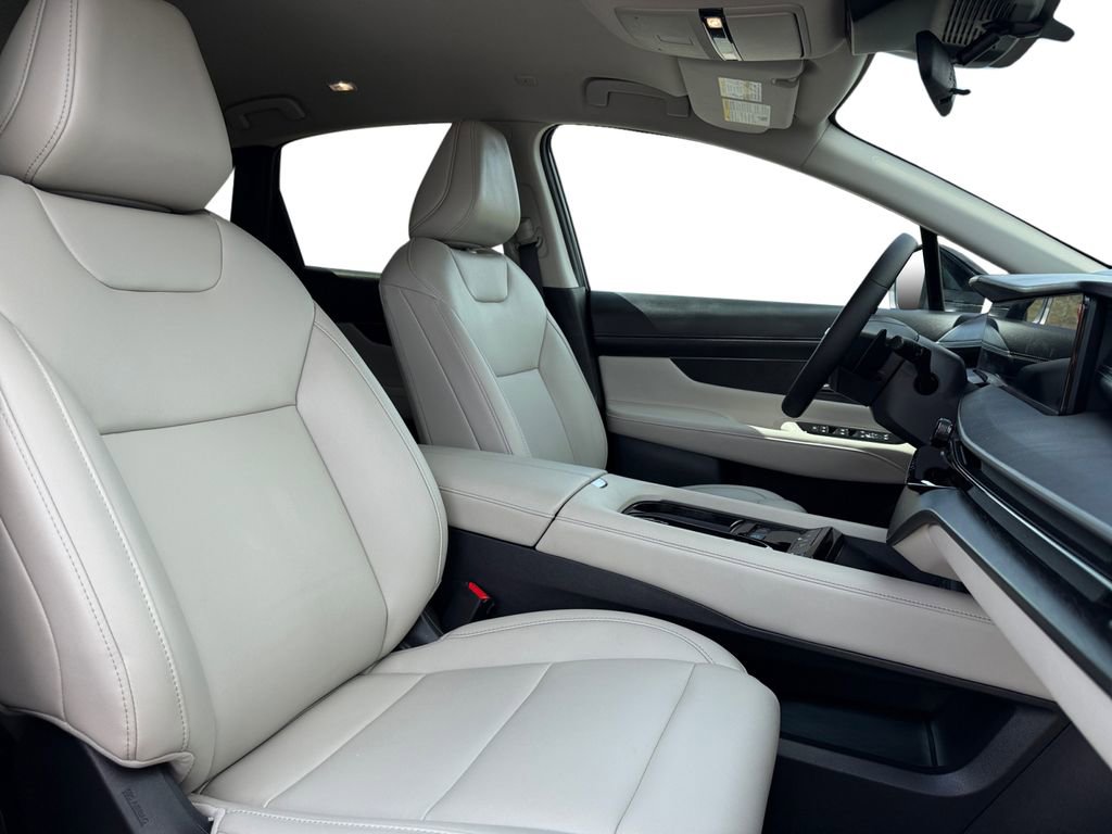 Certified 2025 Nissan Murano SV image 15