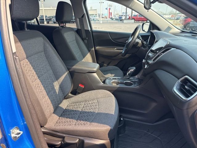 Used 2024 Chevrolet Equinox LT FWD image 17
