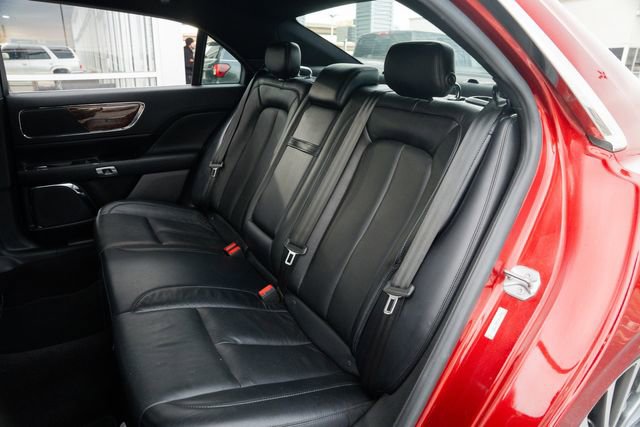 Used 2017 Lincoln Continental Select w/ Technology Package image 36