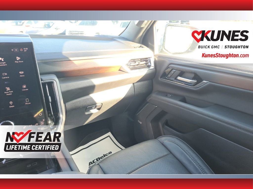Used 2025 GMC Yukon XL Denali image 41
