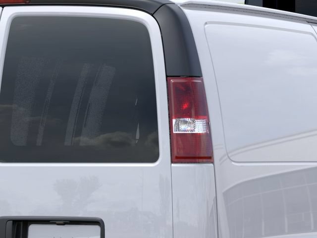 New 2026 GMC Savana 2500 w/ Driver Convenience Package RWD image 46