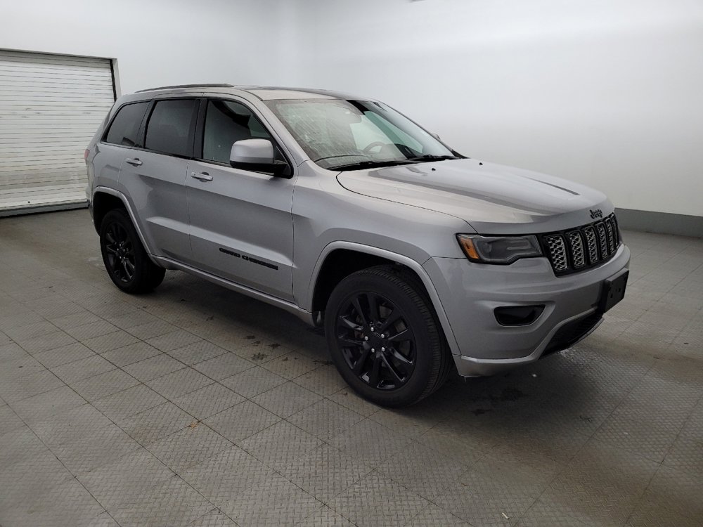 Used 2021 Jeep Grand Cherokee Laredo X image 13
