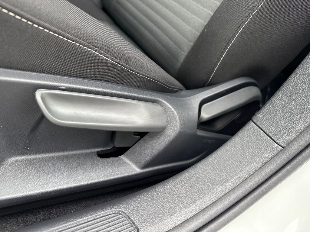 New 2026 Volkswagen Jetta S image 4