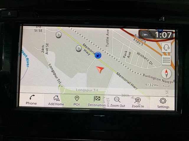 Used 2018 Nissan Rogue SL AWD/4WD image 3