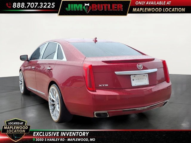 Used 2013 Cadillac XTS Luxury w/ Driver Awareness Package FWD image 2