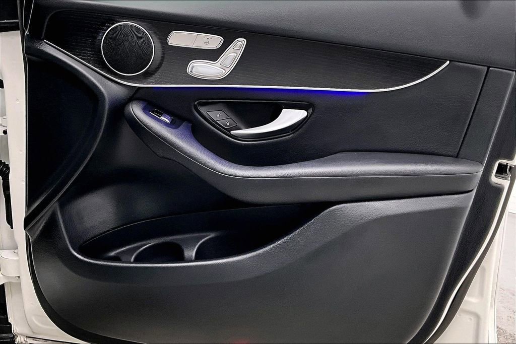 Used 2021 Mercedes-Benz GLC 300 4MATIC image 19