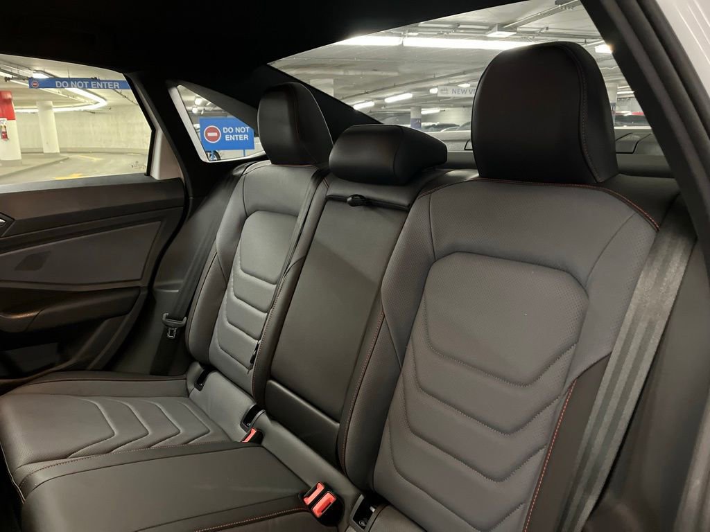 Used 2025 Volkswagen Jetta GLI Autobahn image 21