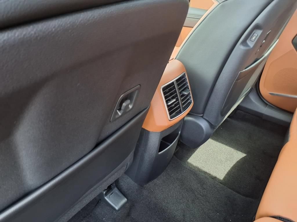 New 2026 Kia Sportage X-Line w/ X-Line Technology Package AWD/4WD image 11
