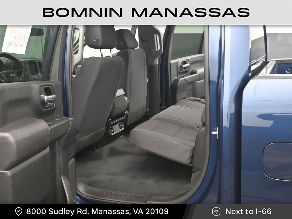 Used 2021 Chevrolet Silverado 2500 Custom w/ Custom Value Package image 11