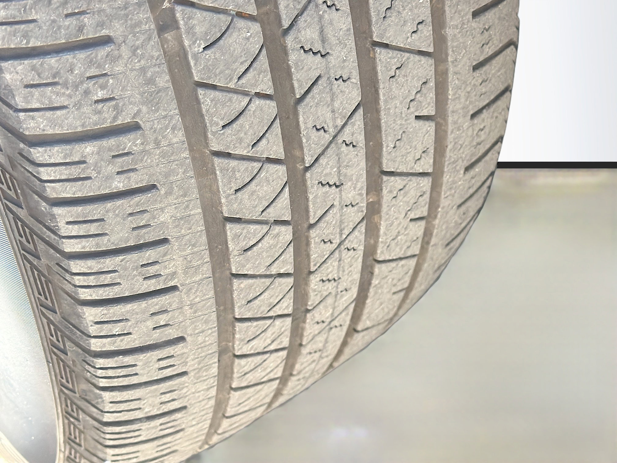 Used 2024 Tesla Model X image 39