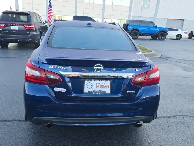 Certified 2018 Nissan Altima 2.5 SR w/ SR Special Edition FWD image 4