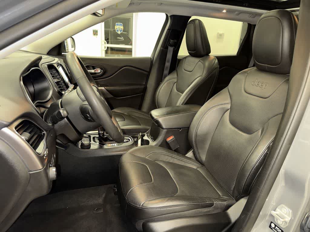 Used 2021 Jeep Cherokee Limited w/ Elite Package AWD/4WD image 15