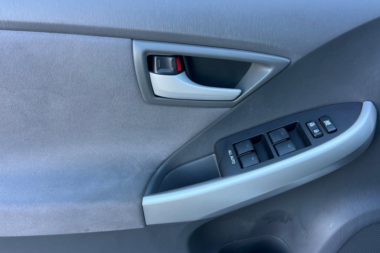 Used 2010 Toyota Prius Two image 15