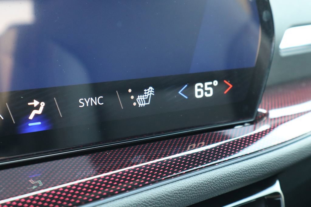 New 2026 Chevrolet Traverse Z71 w/ Enhanced Driving Package AWD/4WD image 26