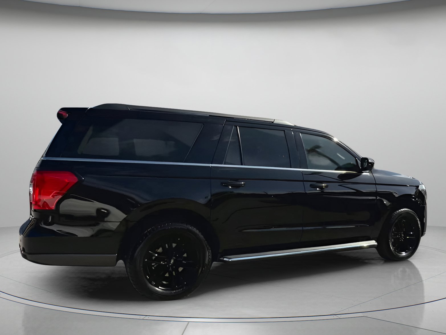 Certified 2022 Ford Expedition Max XLT image 30